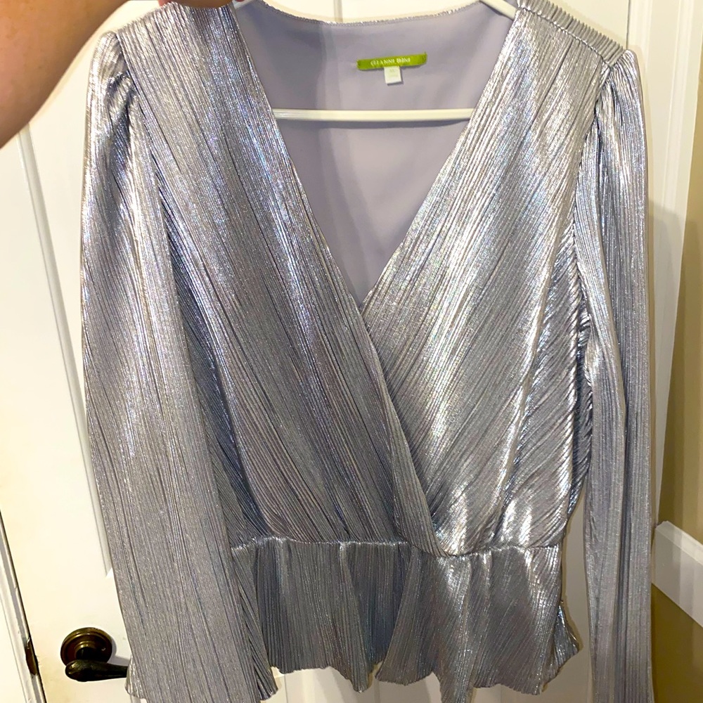 Antonio Melani long sleeve silver top! XL NWT